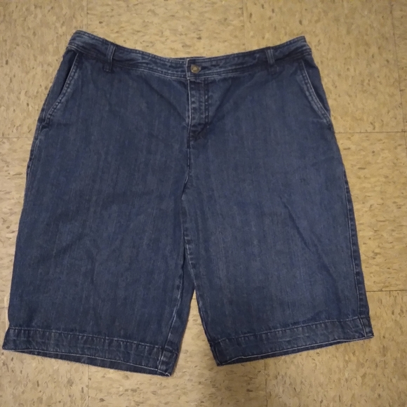 Vintage 90's Liz Claiborne Audra Plus Size Denim Bermuda Jean Shorts Siz… - Picture 12 of 13